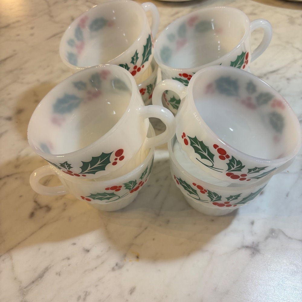 Termocrisa Mexico Milk Glass Holly Berry Christmas Mugs Set of 8 Vintage Swirl